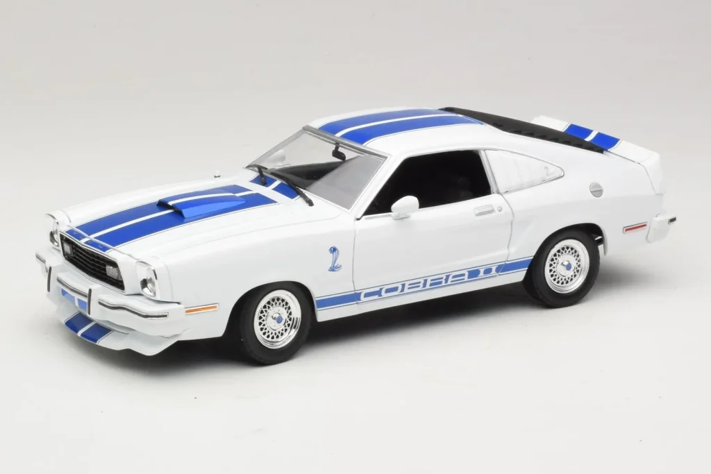 โมเดลรถ 1:18 Ford Mustang II Cobra II Charlie’s Angels Movie Greenlight (มือสอง)
