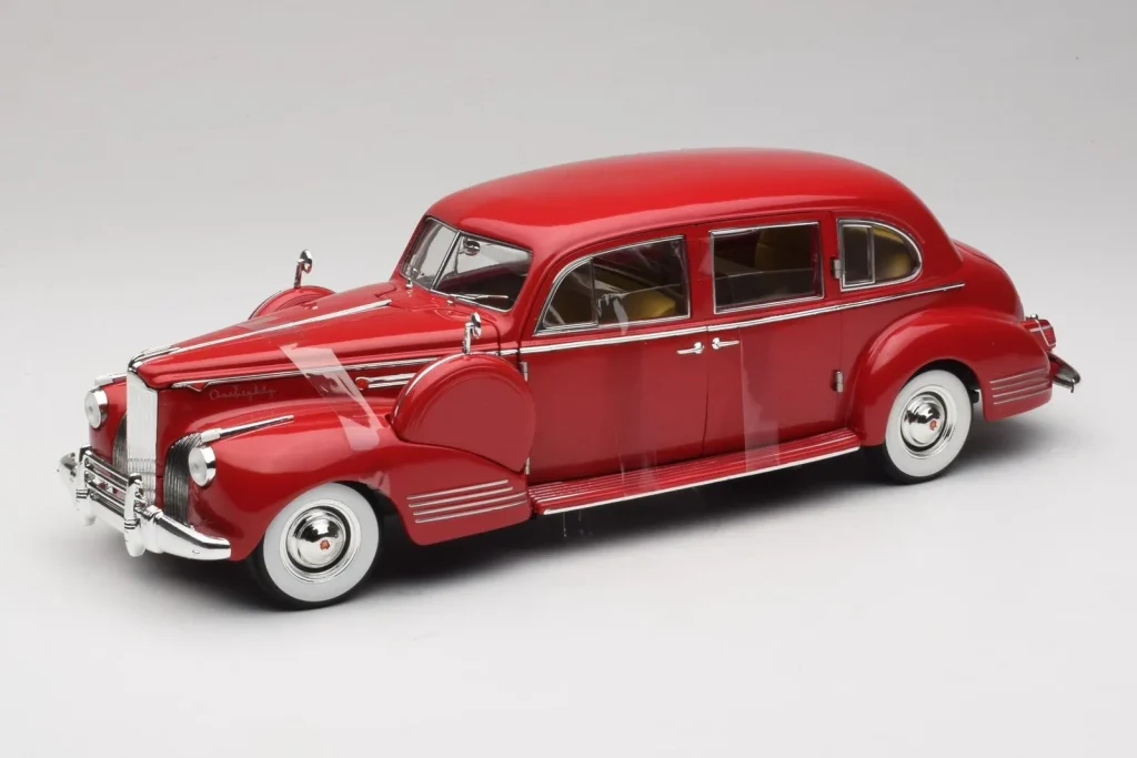โมเดลรถ 1:18 Packard Super Eight One-Eighty สีแดง Greenlight (มือสอง)
