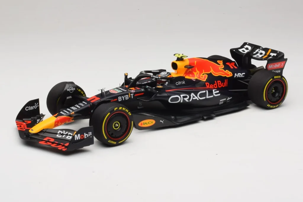 โมเดลรถ 1:18 Oracle Red Bull Racing RB18 S. Perez Winner Monaco GP ปี 2022 Minichamps