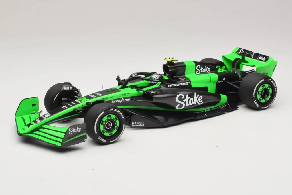 โมเดลรถ 1:18 Stake Kick Sauber C44 G. Zhou Emilia Romagna GP ปี 2024 Minichamps