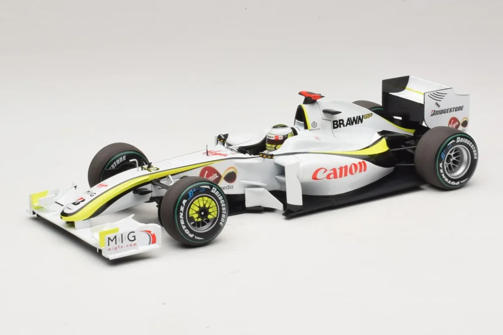 โมเดลรถ 1:18 Brawn GP BGP001 #22 J. Button Singapore GP ปี 2009 Minichamps
