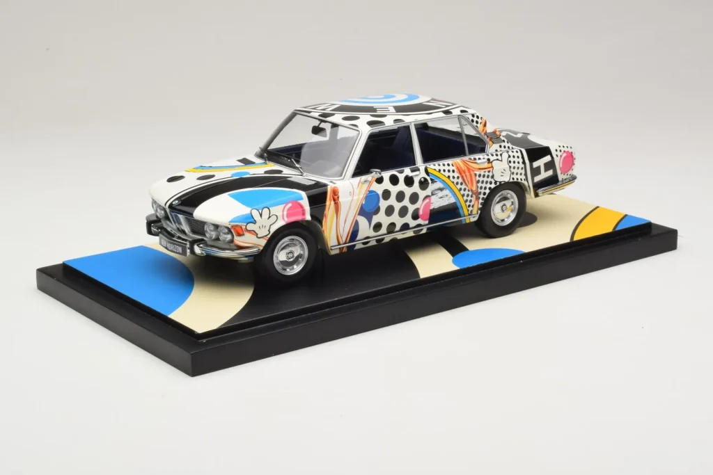 车型 1:18 BMW 2500 E3 New Horizon Minichamps