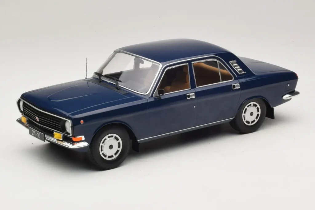 车型 1:18 GAZ Volga GAZ-24-10 Dark Blue MCG