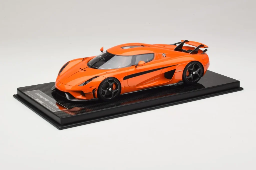 โมเดลรถ 1:18 Koenigsegg Regera Orange Carbon Package FrontiArt (มือสอง)