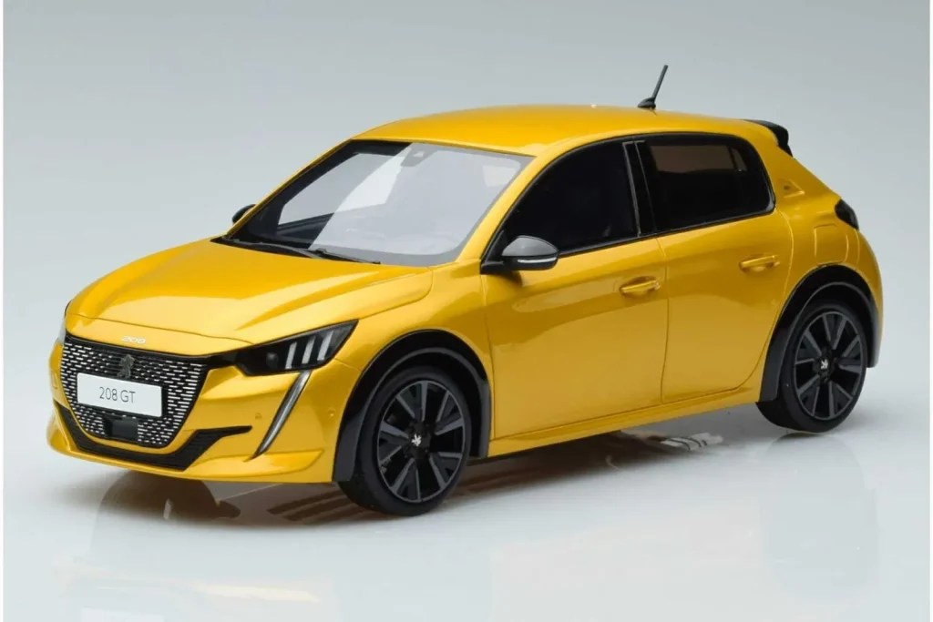 车型 1:18 Peugeot 208 GT Line 黄色 Otto