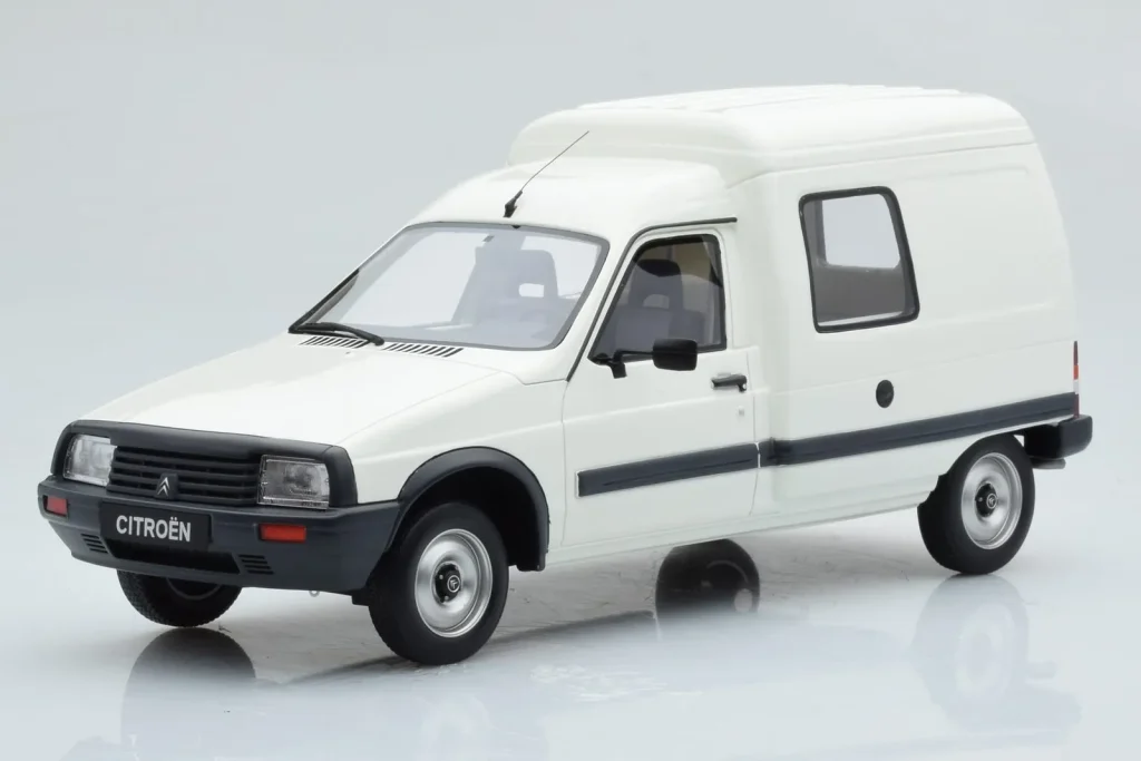 车型 1:18 Citroen C15 E 白色 Otto