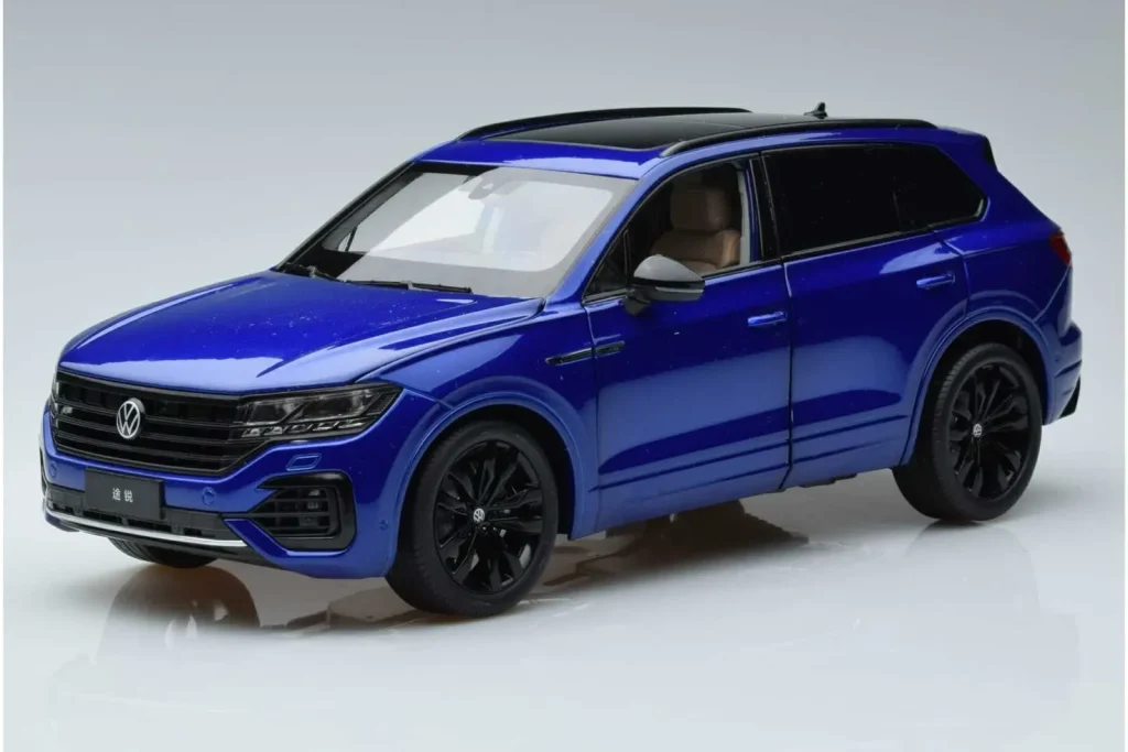 车型 1:18 Volkswagen Touareg CR 蓝色 FAW
