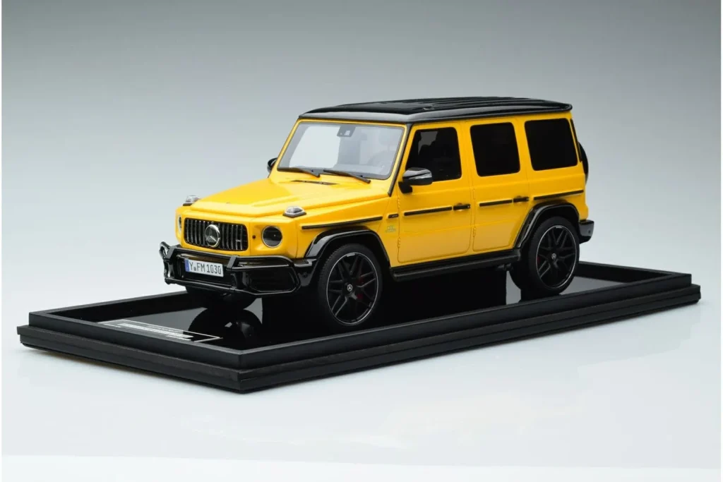 Model 1:18 Mercedes AMG G63 W463 yellow MotorHelix