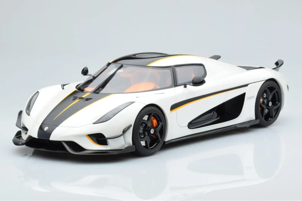 โมเดลรถ 1:18 Koenigsegg Regera สีขาว GT Spirit