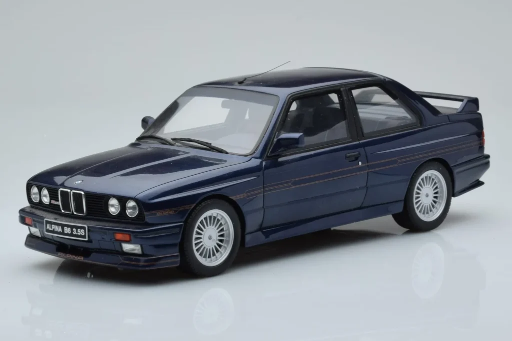 โมเดลรถ 1:18 BMW Alpina B6 E30 3.5S สีน้ำเงิน Otto (มือสอง)