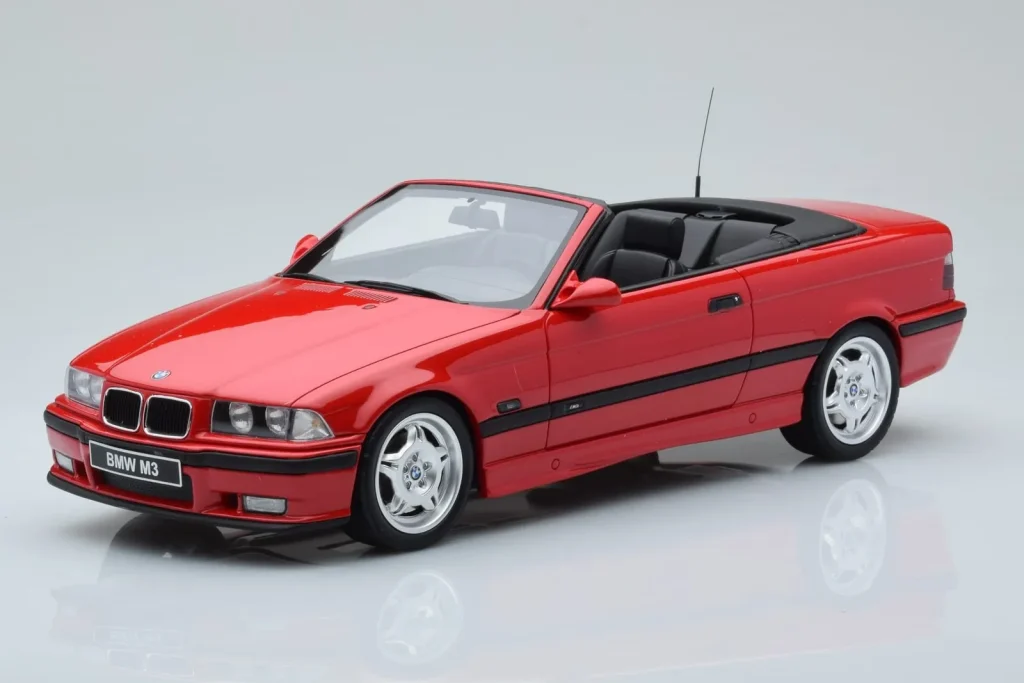 โมเดลรถ 1:18 BMW M3 E36 Cabriolet สีแดง Otto