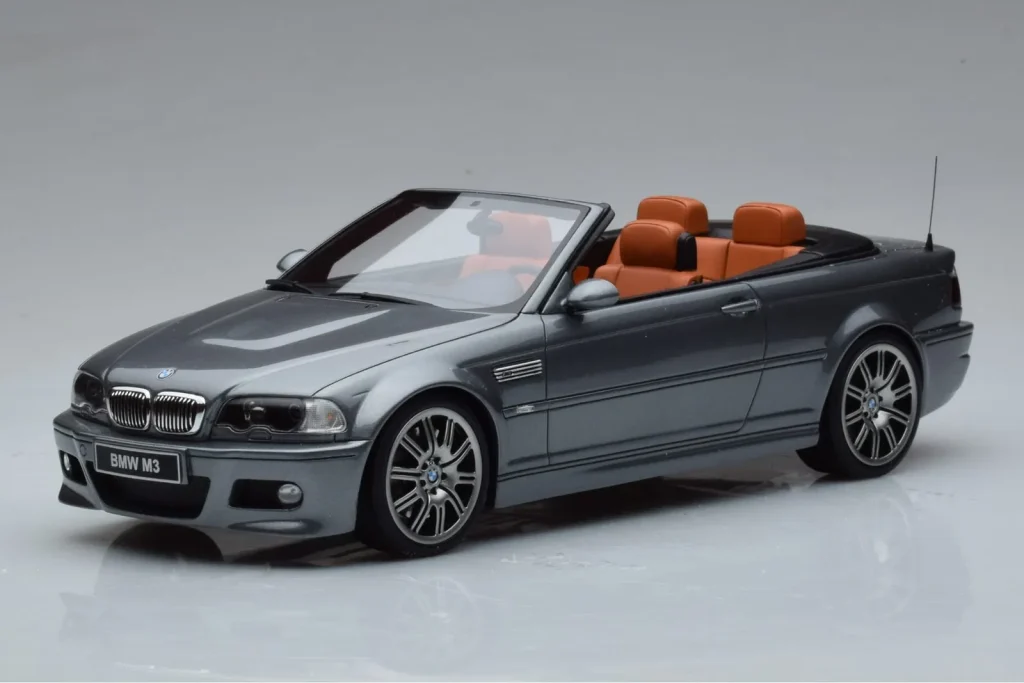 โมเดลรถ 1:18 BMW M3 E46 Convertible สีเทา Otto