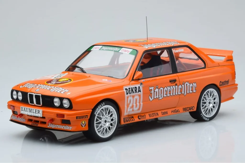 โมเดลรถ 1:18 BMW M3 E30 Jagermeister #20 W. Gardner DTM Nurburgring ปี 1992 IXO