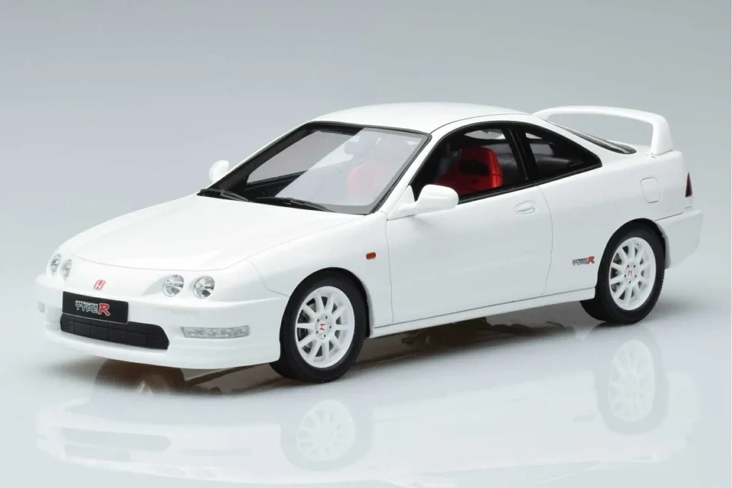 โมเดลรถ 1:18 Honda Integra DC2 Euro Spec สีขาว Otto