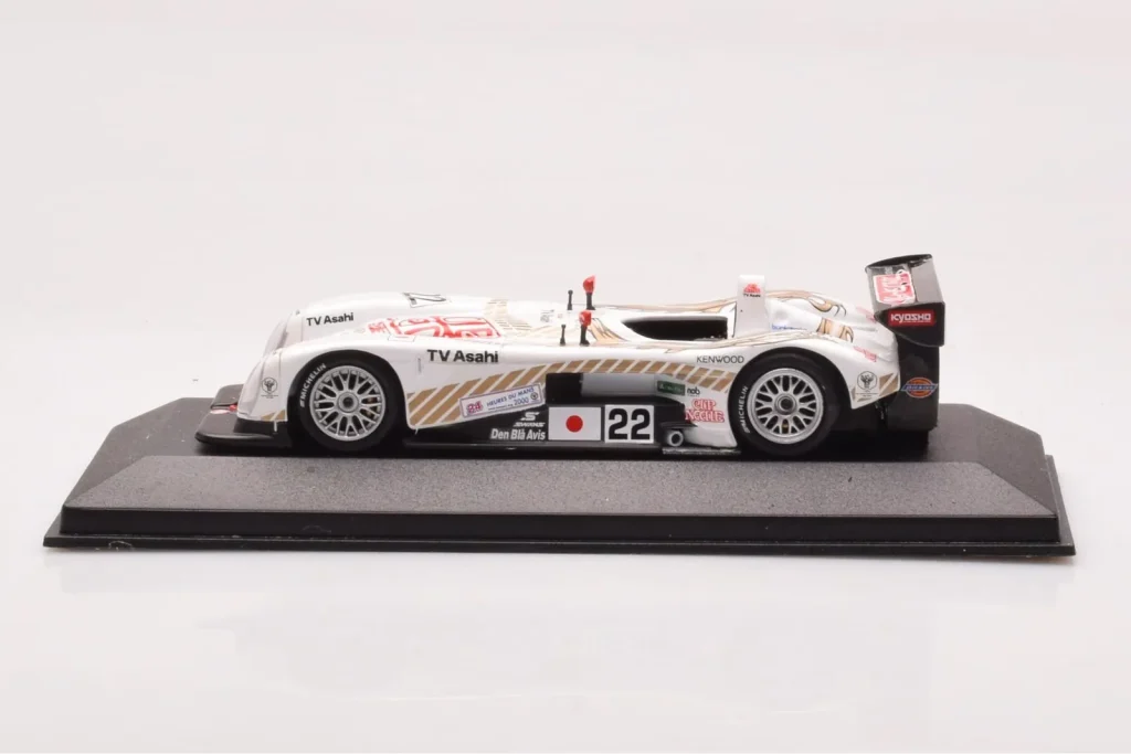 Model 1:43 Panoz LMP Roadster Team Dragon 24 Hours of Le Mans year 2000 Minichamps