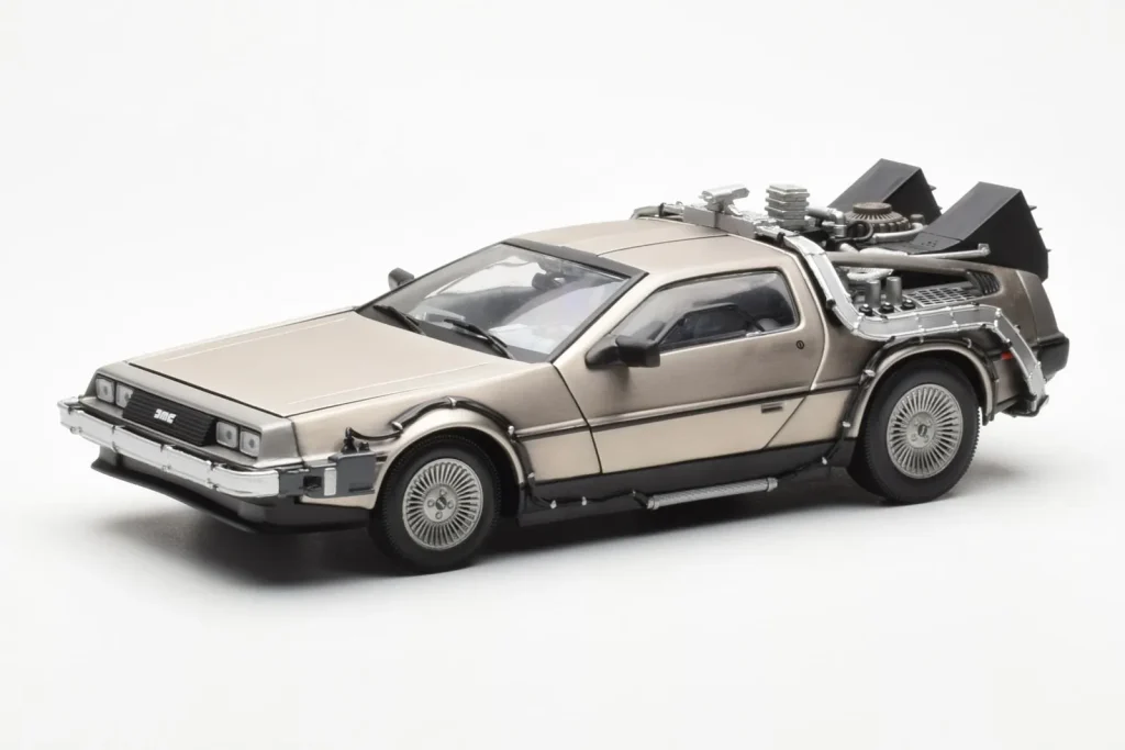 Model 1:18 DeLorean DMC-12 Time Machine Back to the Future silver Sun Star