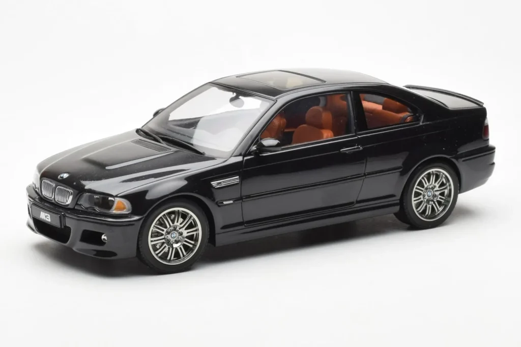 โมเดลรถ 1:18 BMW M3 E46 สีดำ AUTOart (มือสอง)