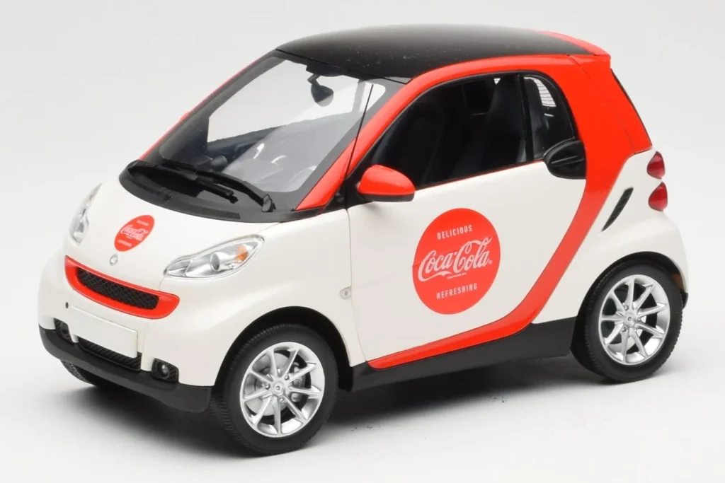 Model 1:18 Smart Fortwo 451 Coca-Cola Minichamps