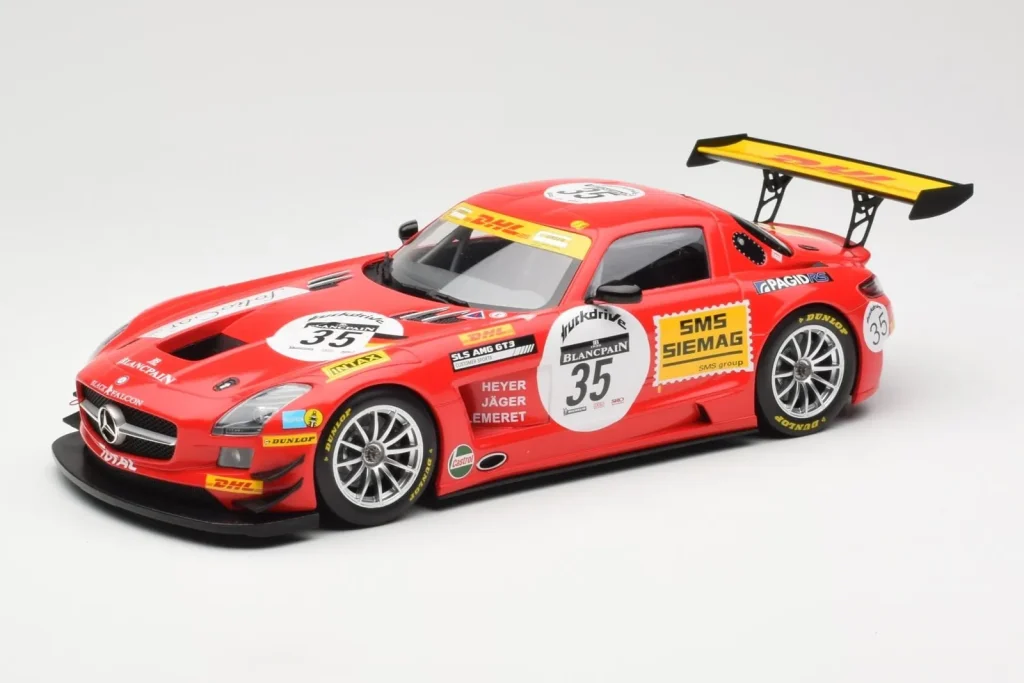 车型 1:18 Mercedes SLS AMG GT3 #35 Team Black Falcon T. Heyer / Jafer / Lemeret 24 Hours of Spa 年 2011 Minichamps