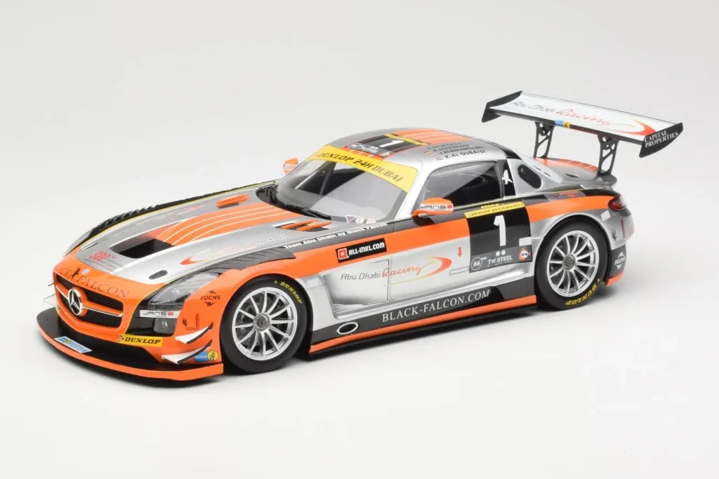 车型 1:18 Mercedes SLS AMG GT3 #1 Team Abu Dhabi By Black Falcon K. Al Qubaisi / Edwards / M. Bleekemolen / B. Schneider Winners 24H Dubai 年 2013 Minichamps