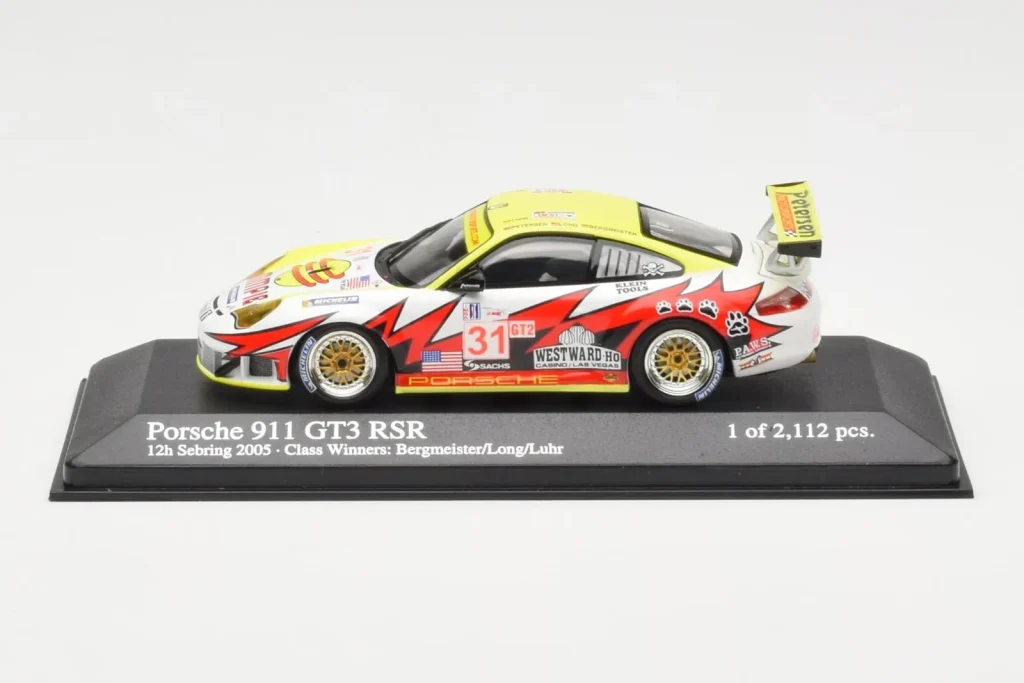 车型 1:43 Porsche 911 997 GT3 RSR #31 J. Bergmeister / P. Long / L. Luhr 12 Hours of Sebring Class Winners 年 2005 Minichamps