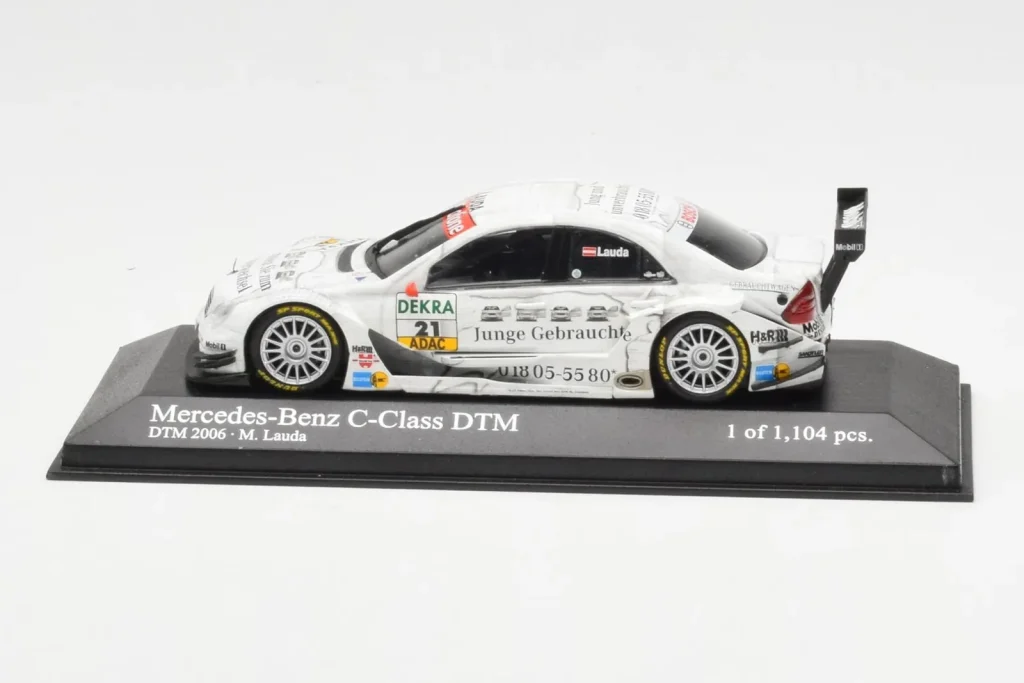 โมเดลรถ 1:43 Mercedes C-Class W203 #21 Team Persson Motorsport M. Lauda DTM ปี 2006 Minichamps (มือสอง)