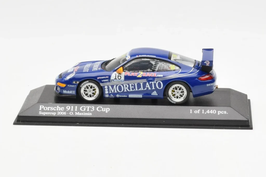 โมเดลรถ 1:43 Porsche 911 996 GT3 Cup Team Morellato #16 O. Maximin Porsche Supercup ปี 2006 Minichamps (มือสอง)