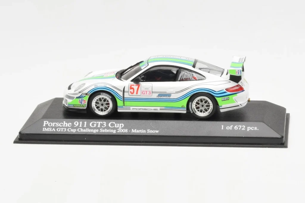 โมเดลรถ 1:43 Porsche 911 996 GT3 Cup #57 M. Snow IMSA GT3 Challenge ปี 2008 Minichamps (มือสอง)