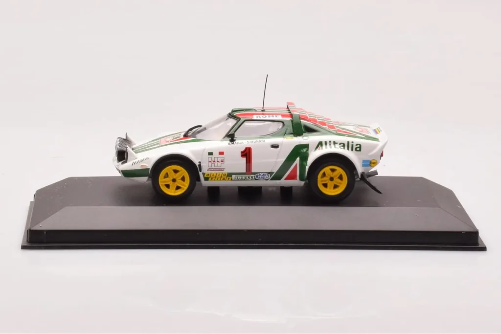 Model 1:43 Lancia Stratos #1 S. Munari / S. Maiga Rally Monte Carlo year 1977 Minichamps