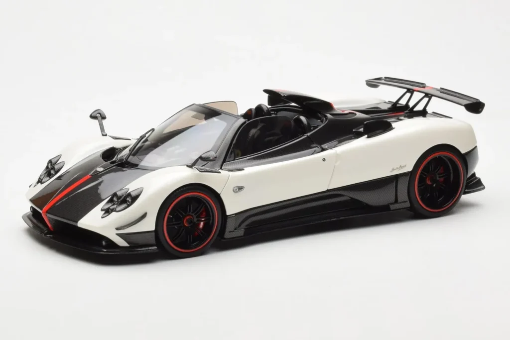 โมเดลรถ 1:18 Pagani Zonda Cinque Roadster White Benny Almost Real