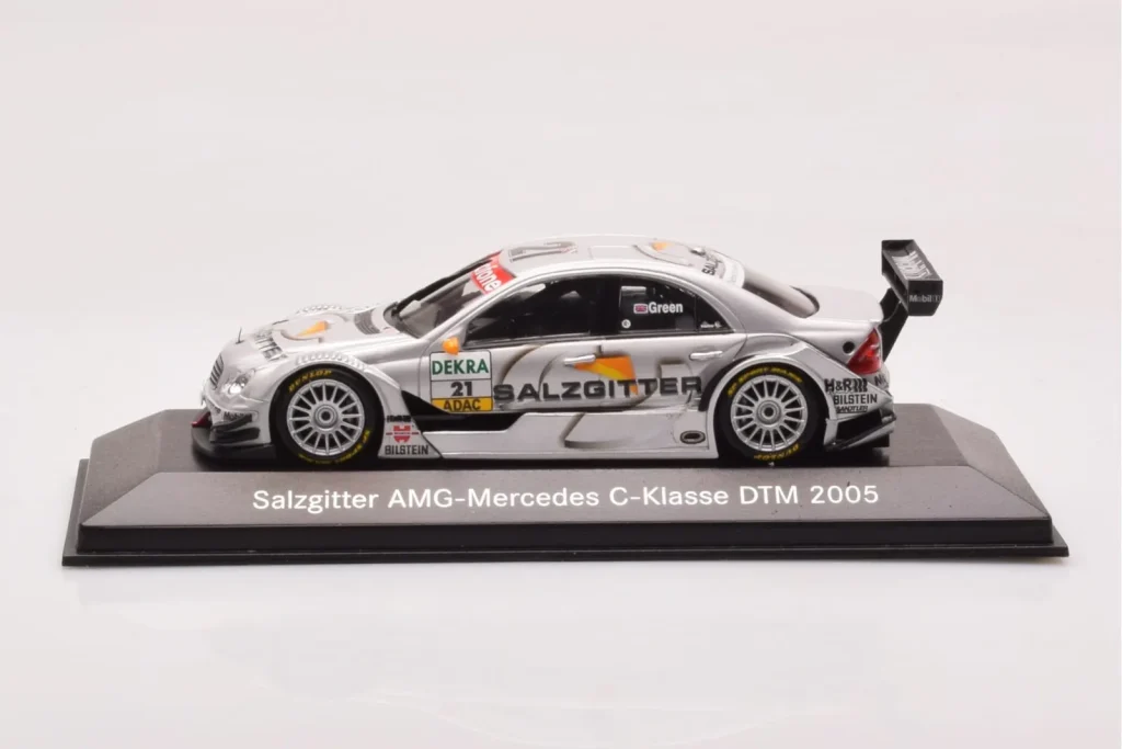 โมเดลรถ 1:43 Mercedes C-Class #21 J. Green Salzgitter DTM ปี 2005 Minichamps (มือสอง)