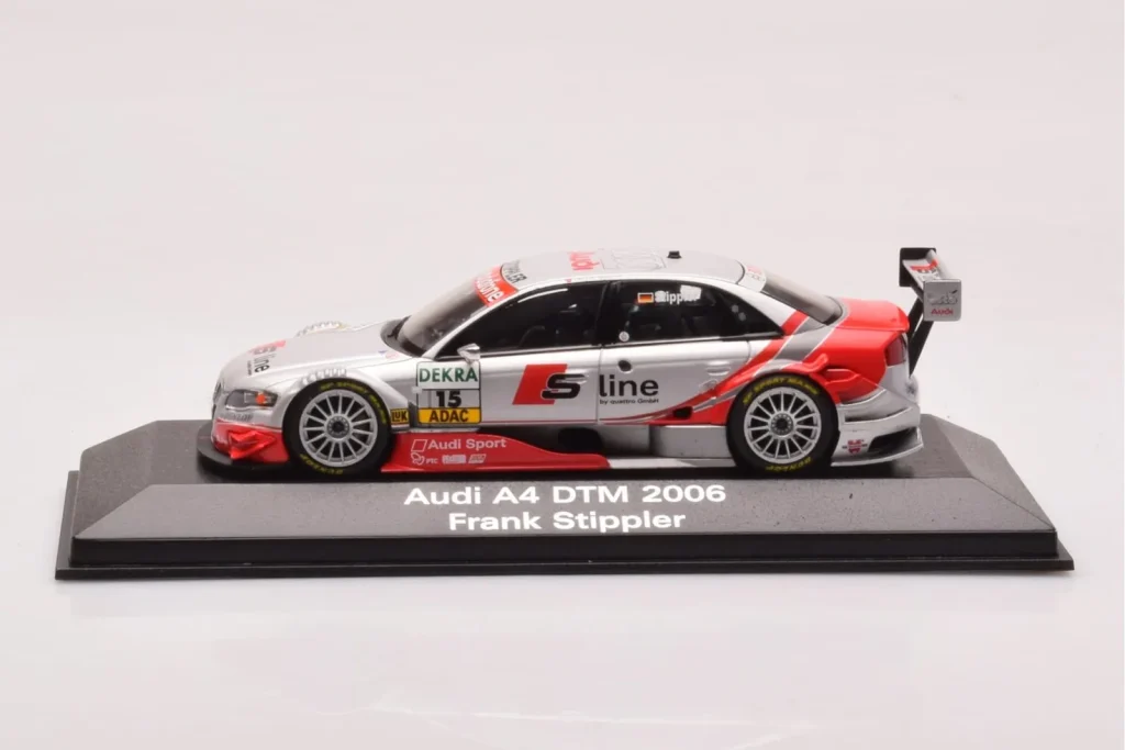 โมเดลรถ 1:43 Audi A4 B7 #15 T. Stippler Audi Sport DTM ปี 2006 Minichamps (มือสอง)