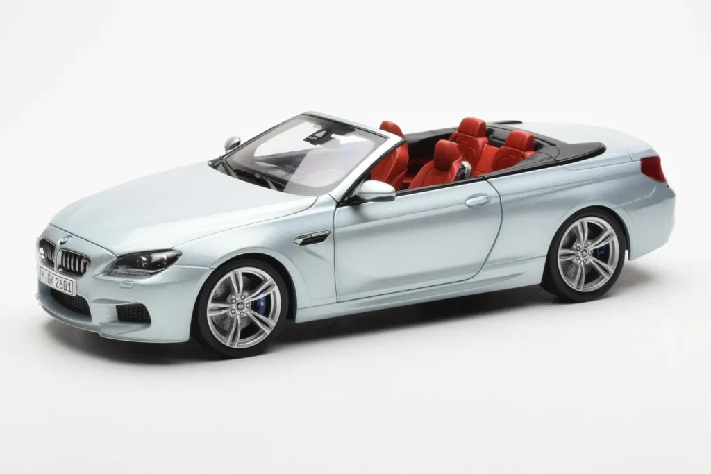 โมเดลรถ 1:18 BMW M6 F12 Convertible Silverstone Silver II Paragon (มือสอง)