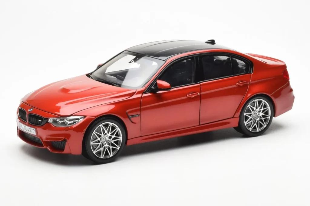 โมเดลรถ 1:18 BMW M3 Competition F80 Sakhir สีส้ม Norev (มือสอง)