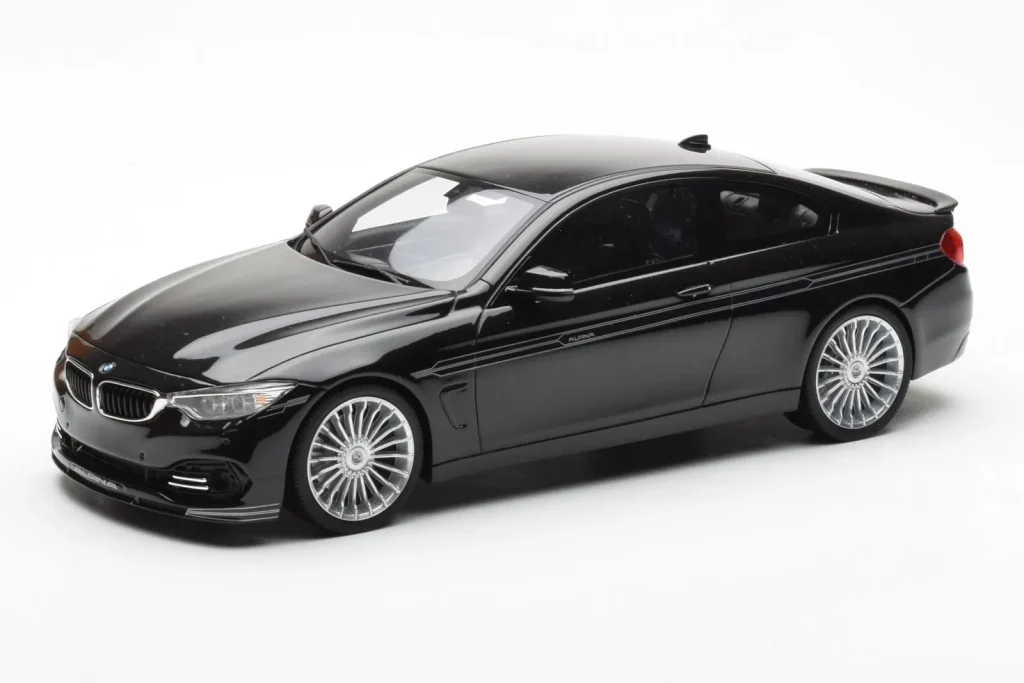 โมเดลรถ 1:18 BMW Alpina B4 F32 Biturbo สีดำเมทัลลิก GT Spirit (มือสอง)