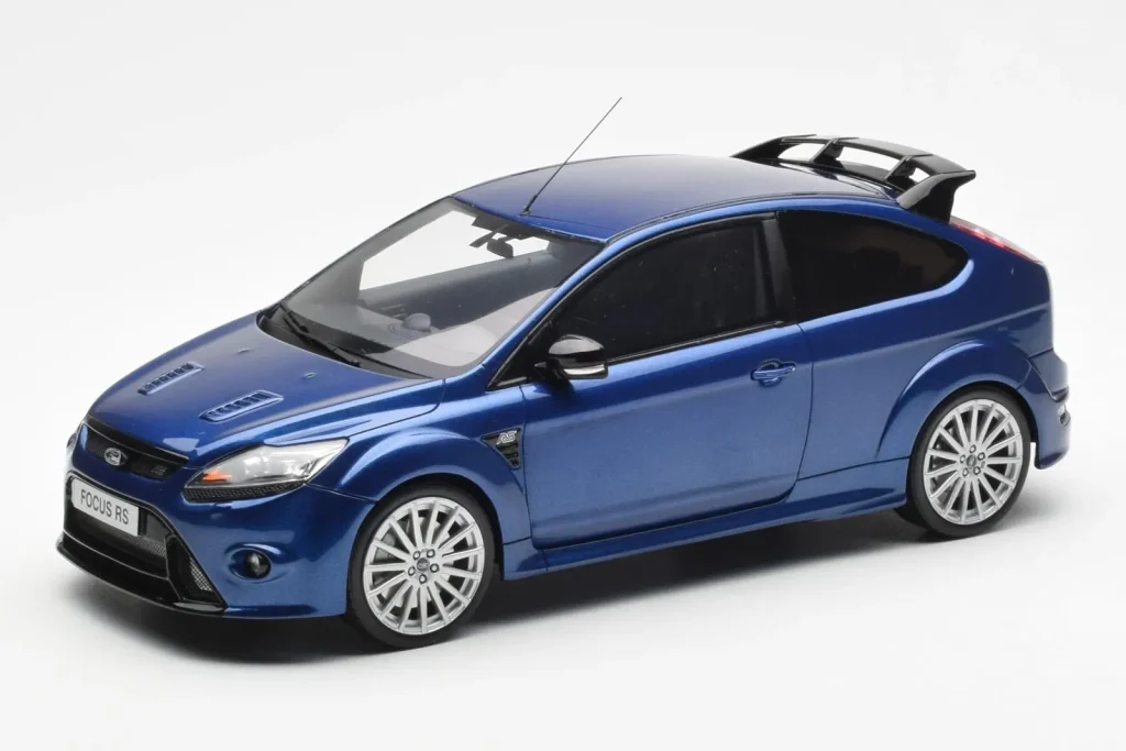 โมเดลรถ 1:18 Ford Focus RS Mk2 สีน้ำเงิน Otto