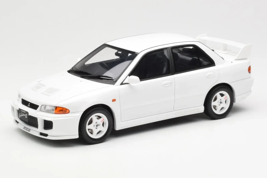 โมเดลรถ 1:18 Mitsubishi Lancer Evo III Scotia สีขาว Otto