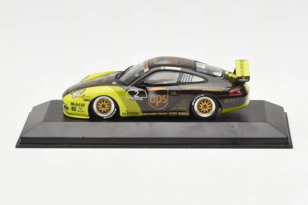 โมเดลรถ 1:43 Porsche 911 996 GT3 Cup #2 UPS Mamerow Minichamps (มือสอง)
