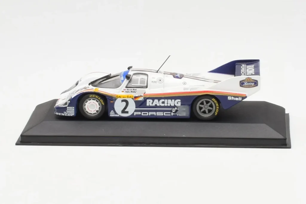 车型 1:43 Porsche 956K #2 D. Bell / S. Bellof Winner 1000km of Fuji 年 1983 Minichamps