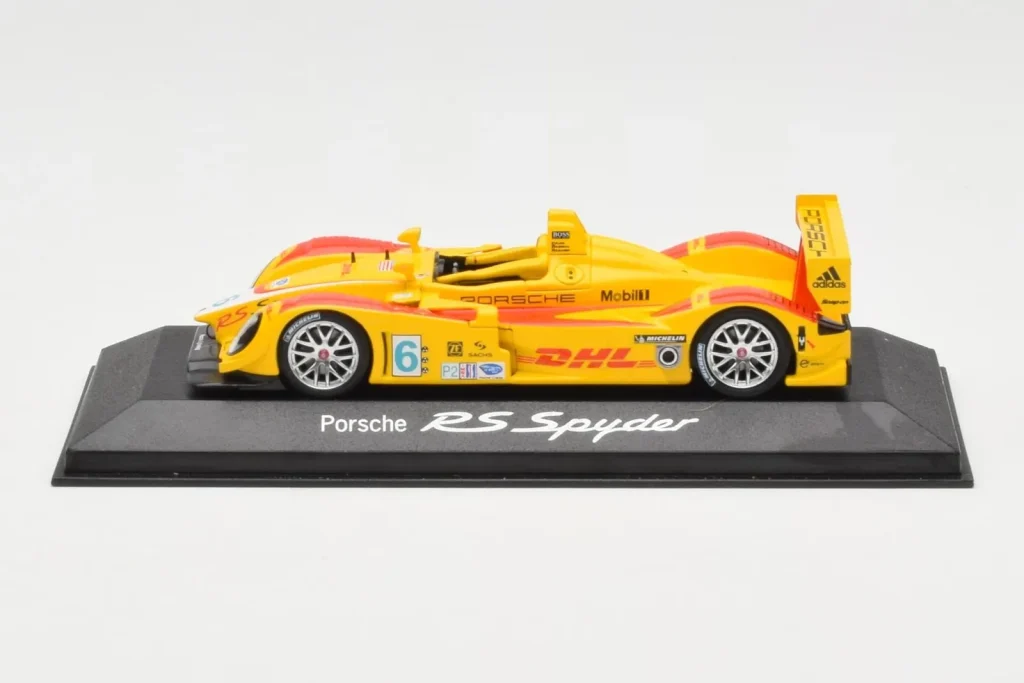 Model 1:43 Porsche RS Spyder DHL #6 year 2008 Minichamps