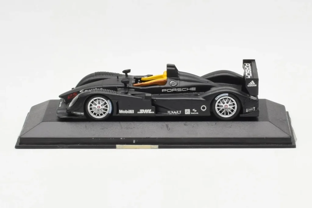 Model 1:43 Porsche RS Spyder Presentation Black Minichamps