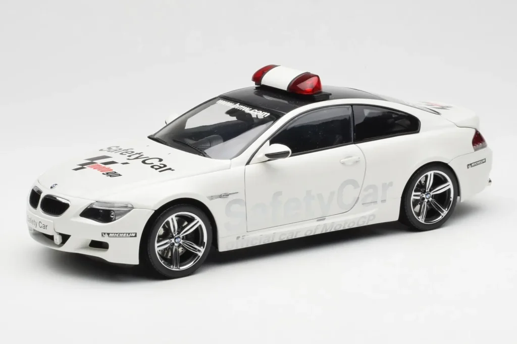 โมเดลรถ 1:18 BMW M6 E63 MotoGP Safety Car ปี 2006 Kyosho (มือสอง)