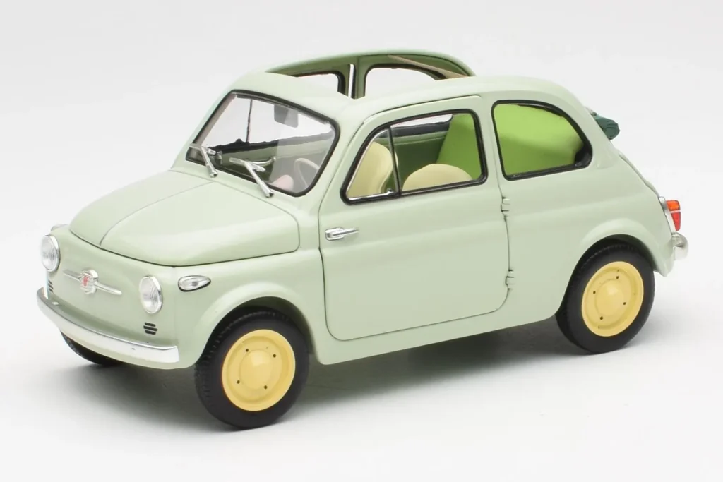 โมเดลรถ 1:18 Fiat Nuova 500 Clear สีเขียว Kyosho