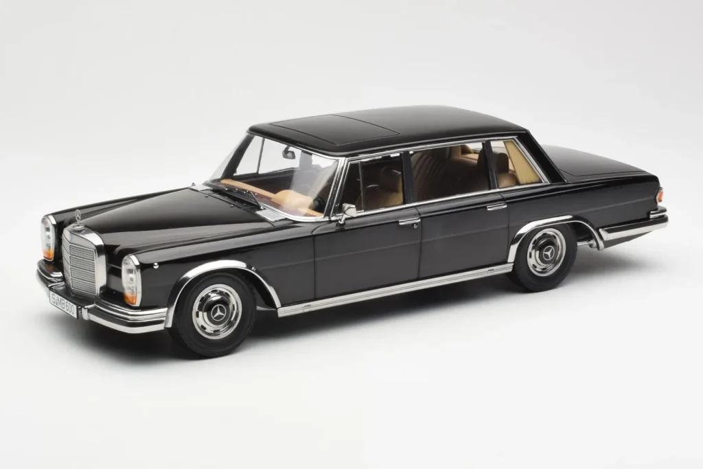 โมเดลรถ 1:18 Mercedes 600 SWB W100 สีดำ KK-Scale (มือสอง)