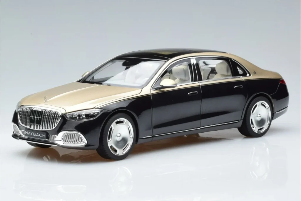 โมเดลรถ 1:18 Mercedes Maybach S680 X223 Gold Black Metallic Norev
