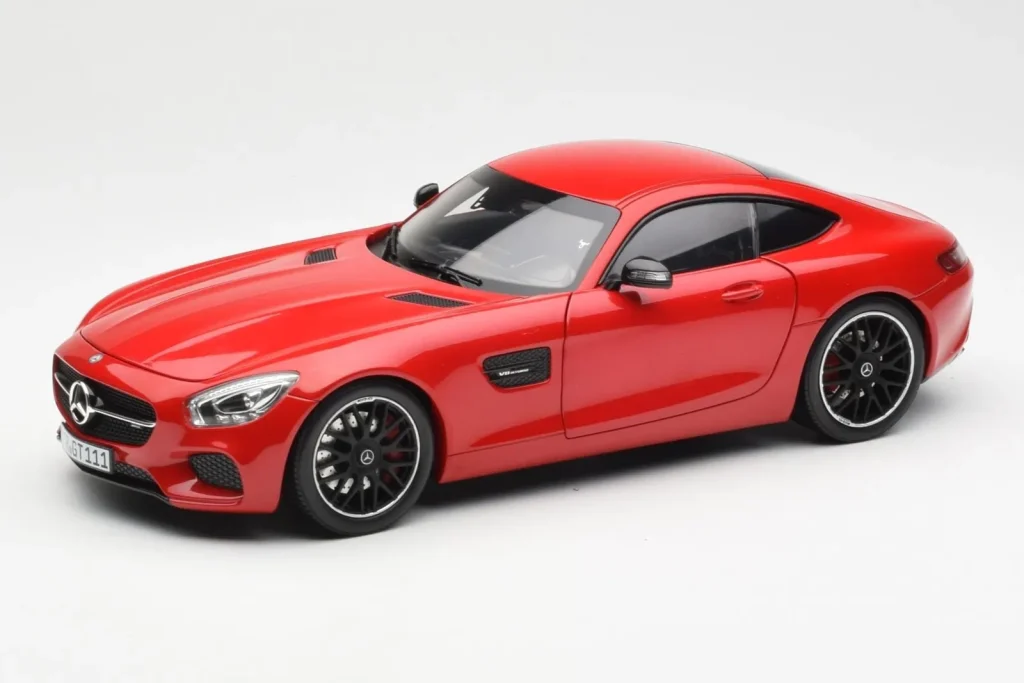 โมเดลรถ 1:18 Mercedes AMG GT C190 สีแดง Norev (มือสอง)