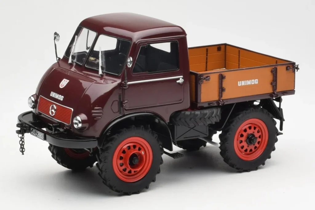 โมเดลรถ 1:18 Mercedes Unimog 401 With Westfalia Cabin Schuco (มือสอง)