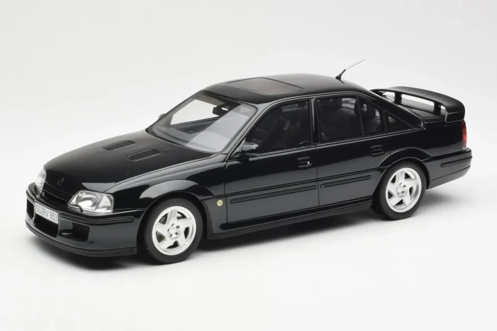 Model 1:18 Opel Omega A Lotus Imperial Dark Green Metallic Otto