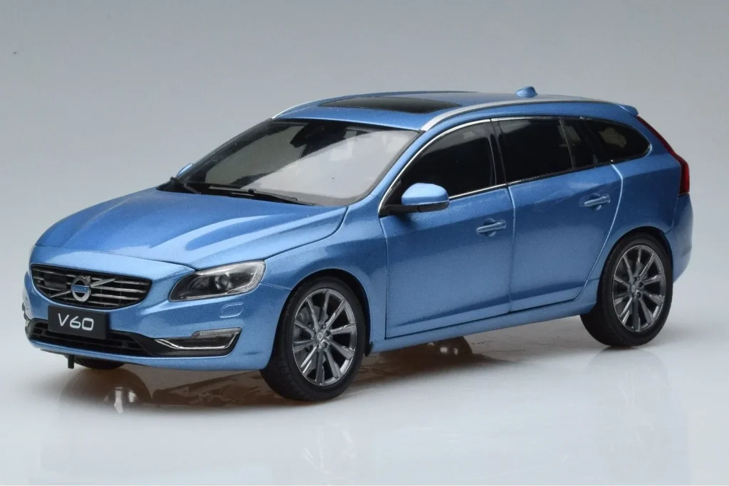 โมเดลรถ 1:18 Volvo V60 D3 Power สีน้ำเงิน FAW