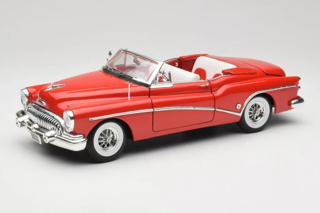 โมเดลรถ 1:18 Buick Skylark สีแดง Motormax (มือสอง)